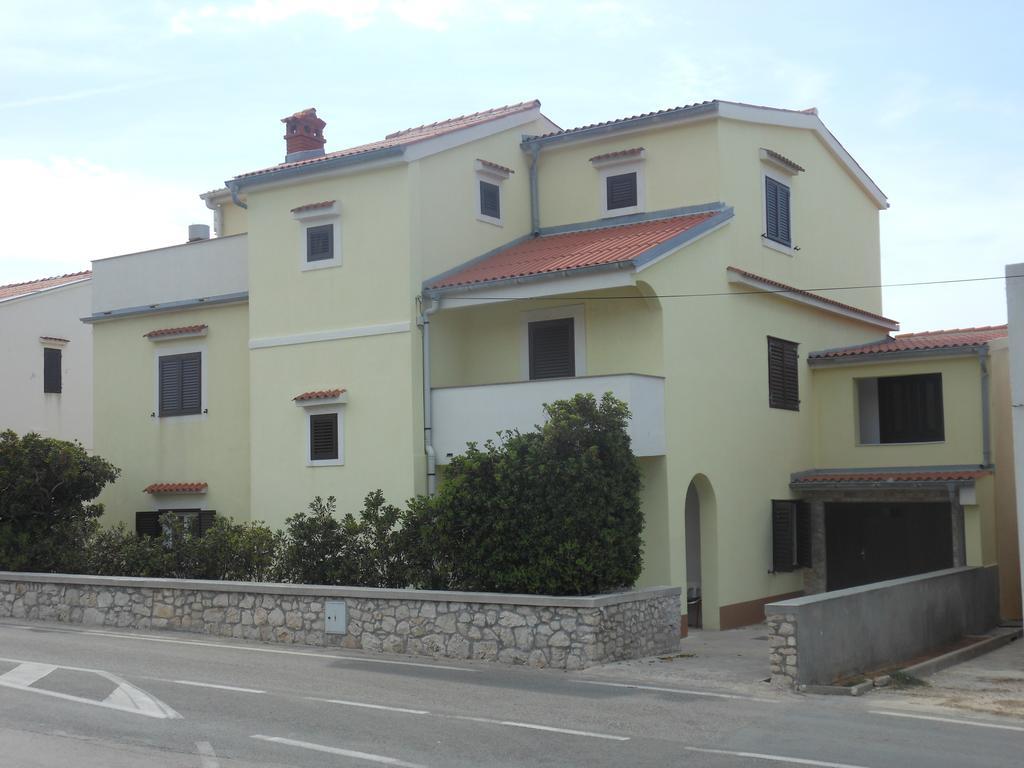Donami Apartments Pag Town Zewnętrze zdjęcie