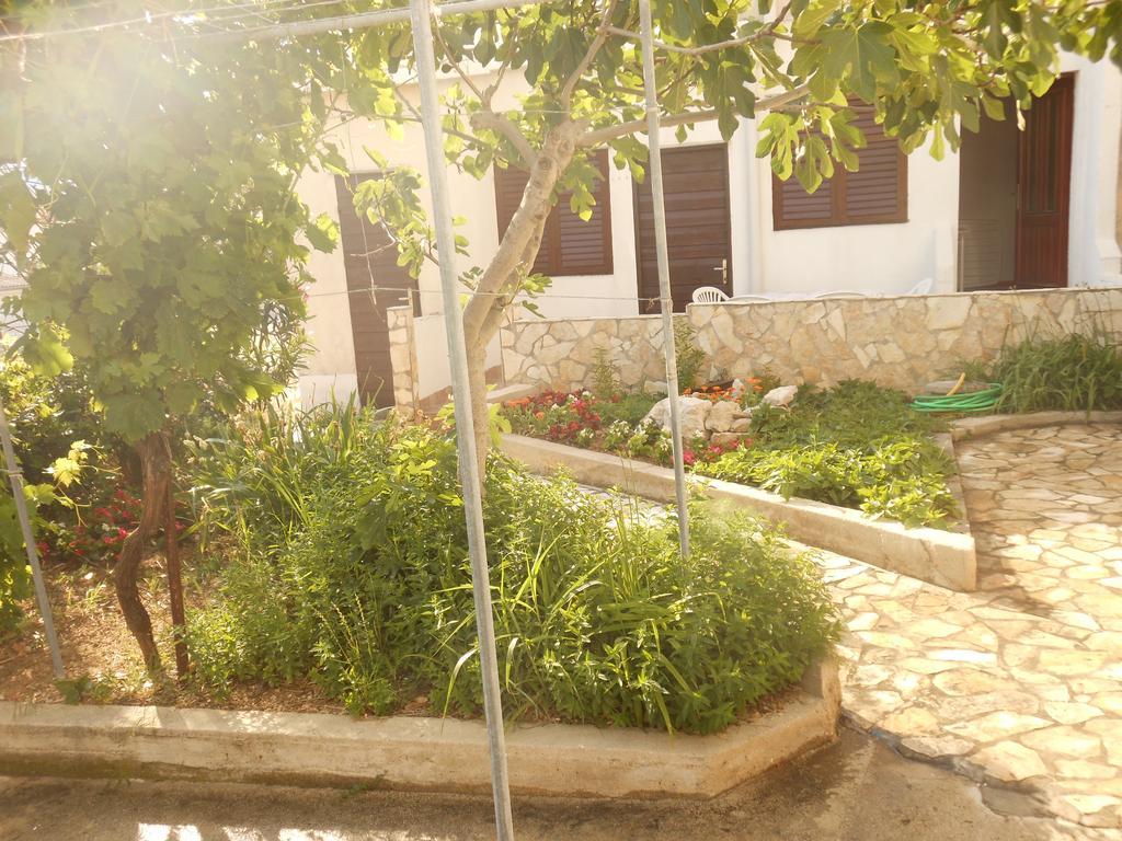 Donami Apartments Pag Town Zewnętrze zdjęcie